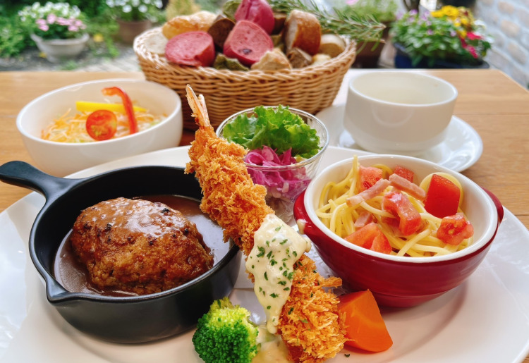 シェフのおすすめランチメニュー