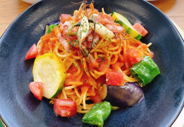 日南トマトと夏野菜のアラビアータ 