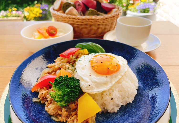 地元食材を使った「アジアのごちそう時間」フェア